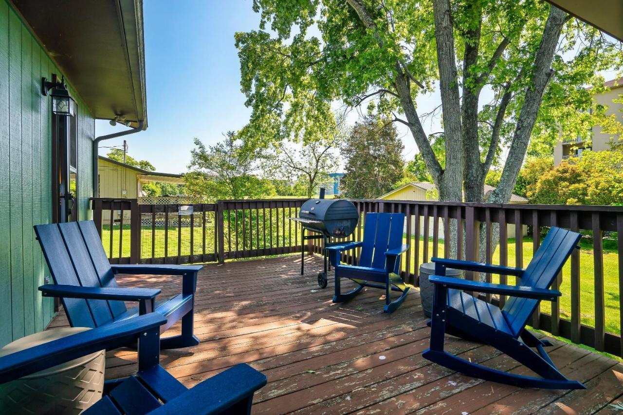 Modern Pigeon Forge Gem Near Dollywood, Gatlinburg & Smokies - 2 Mins To Pkwy & Strip, Hot Tub, Fire Pit, Cable, Hi-Speed Wifi 빌라 외부 사진