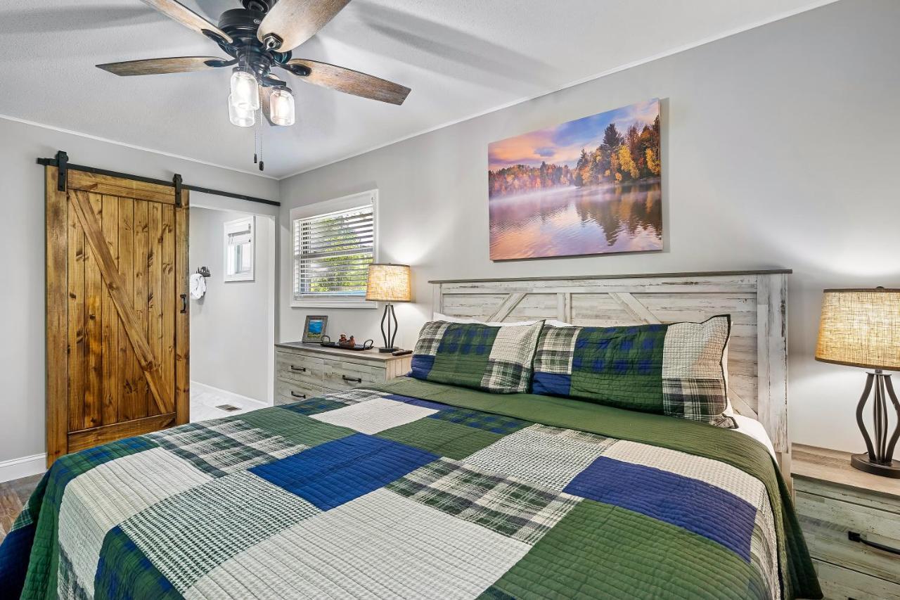 Modern Pigeon Forge Gem Near Dollywood, Gatlinburg & Smokies - 2 Mins To Pkwy & Strip, Hot Tub, Fire Pit, Cable, Hi-Speed Wifi 빌라 외부 사진