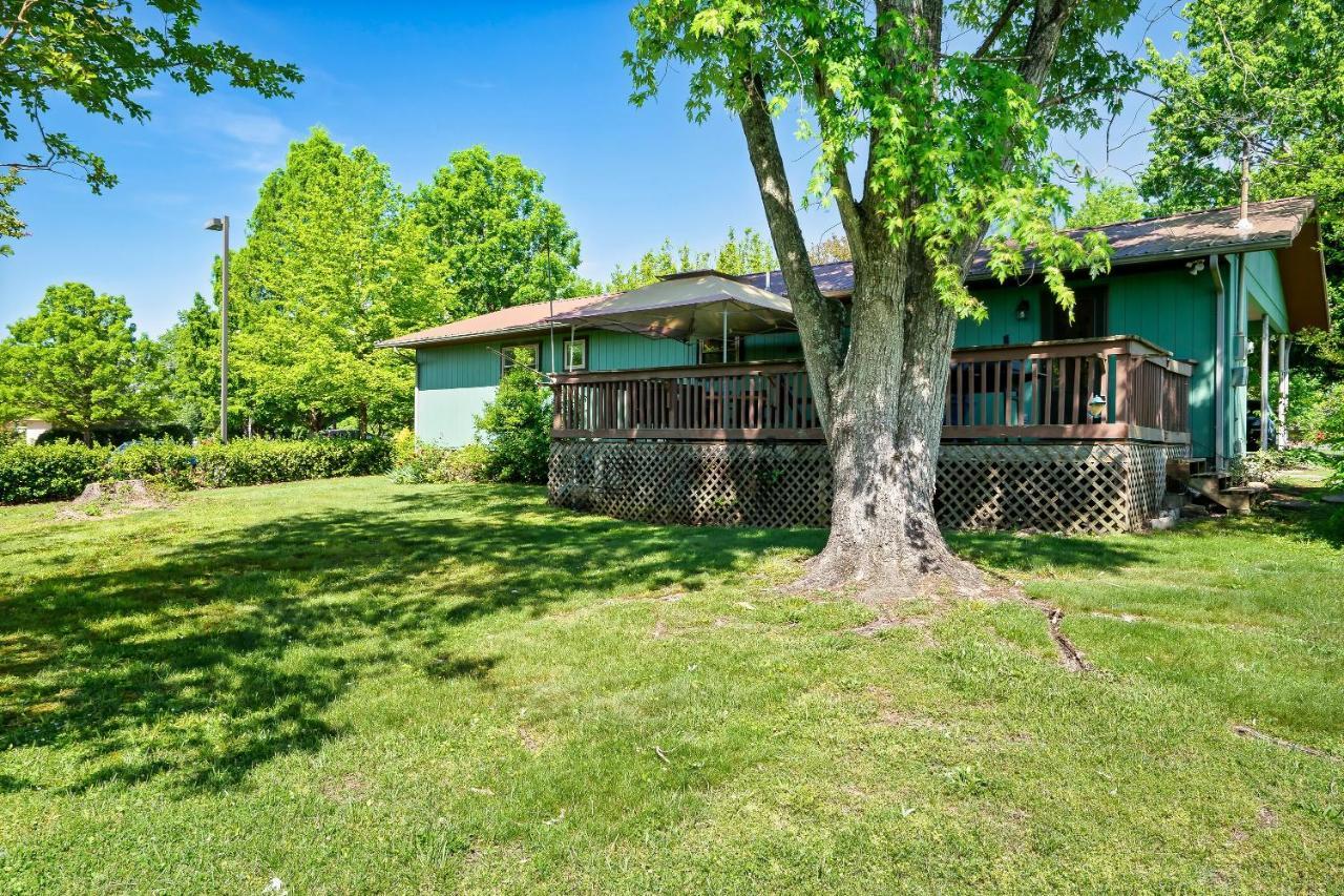 Modern Pigeon Forge Gem Near Dollywood, Gatlinburg & Smokies - 2 Mins To Pkwy & Strip, Hot Tub, Fire Pit, Cable, Hi-Speed Wifi 빌라 외부 사진